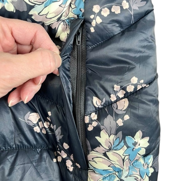 Loft Floral Women’s Puffer Vest Steel Grey Size XS - Picture 8 of 15